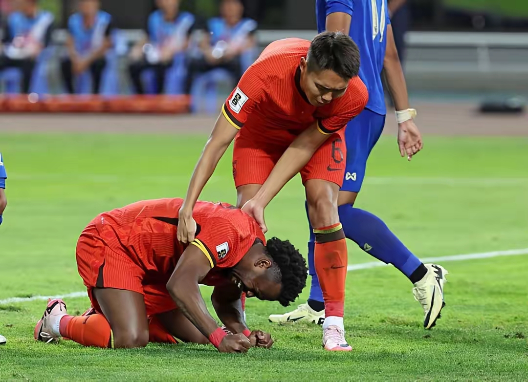 泰国队险胜韩国队，辛杜点燃赛场