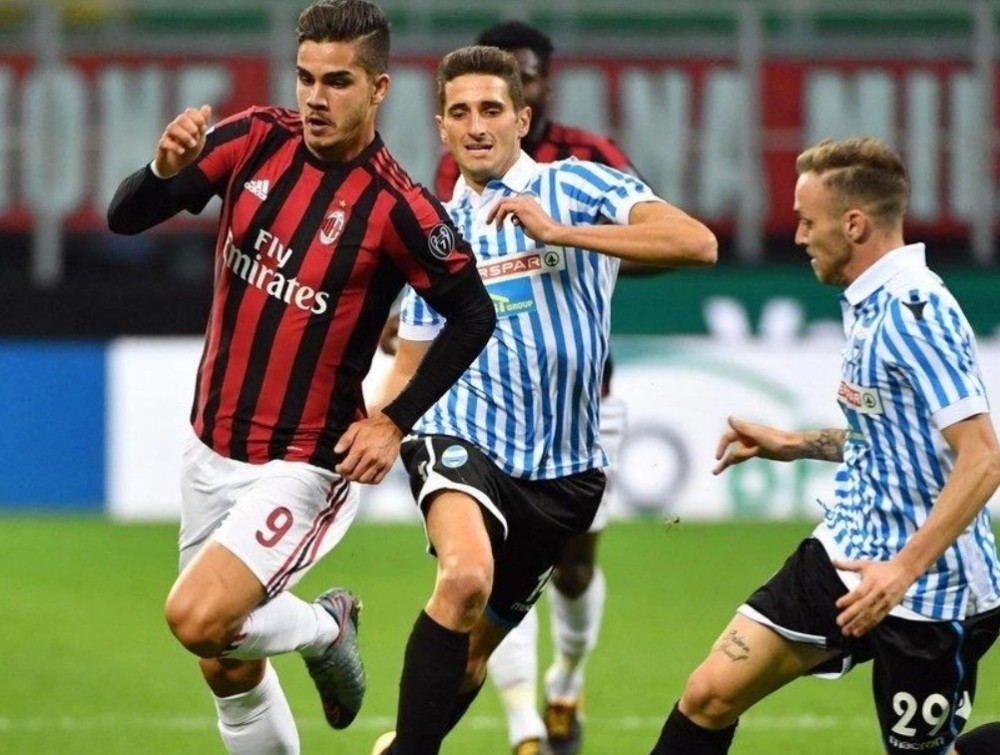 塞维利亚绝杀克罗地亚，伊布关键制胜