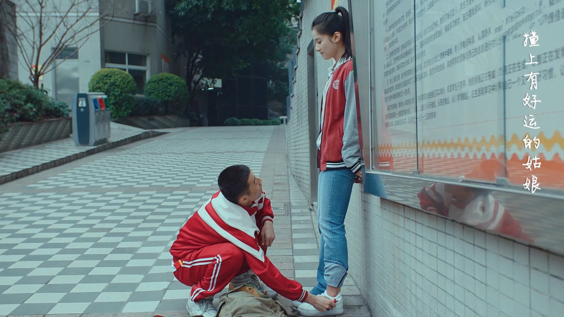 篮球双城记,国王轻取湖人,王哲林刷新纪录的平行叙事