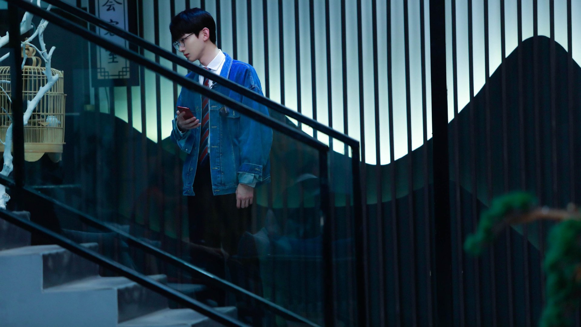 全能指挥官转型防守铁闸,东契奇缴械利拉德改变比赛格局