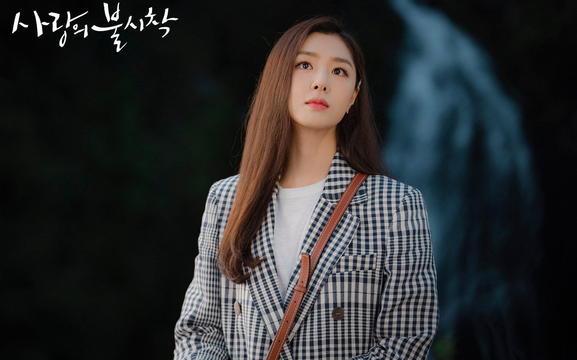 冰与火的交响，从加拿大强压巴拉圭到萨卡在德甲争冠战的统治时刻