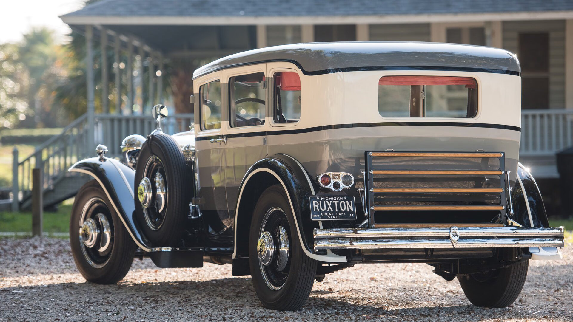 救世主！压哨一击！哈利伯顿的致命三分让快船沉默