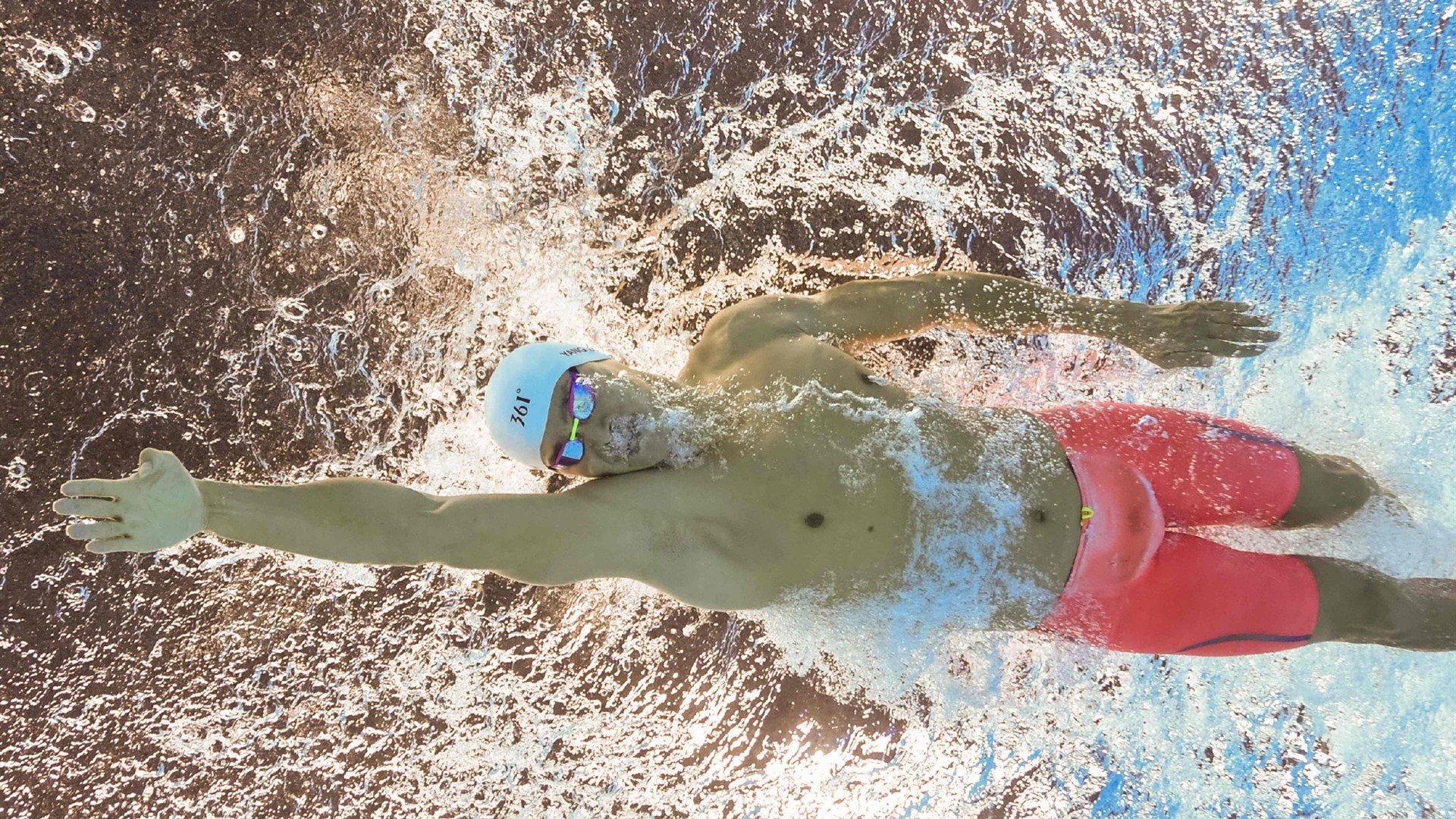 奇迹跨越七千公里,欧冠半决赛上演史诗逆转,墨西哥雄鹰啄穿摩洛哥亚特拉斯之墙