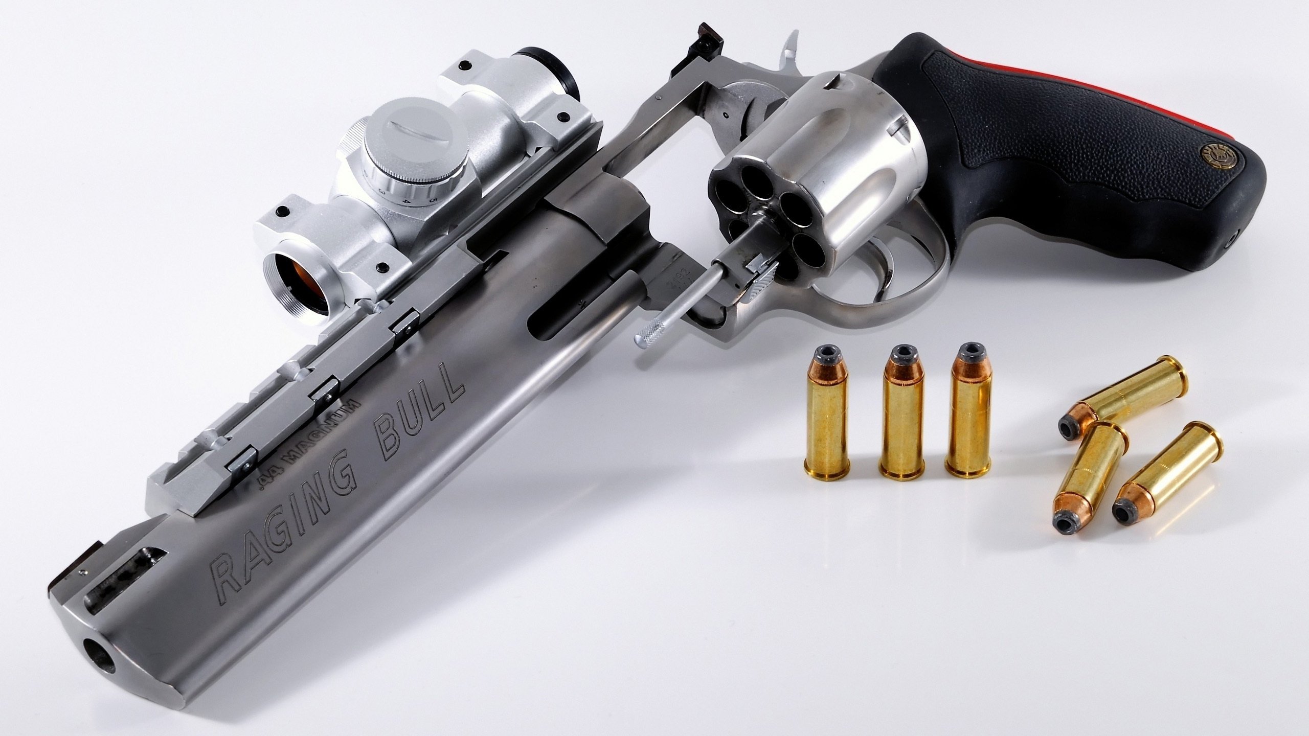 绿白军团东行记，当贝蒂斯遇见中国，为何特奥仍在聚光灯下？